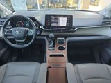 Used 2021 Toyota Sienna XLE image 5
