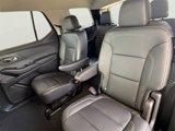 Used 2021 Chevrolet Traverse LT image 4