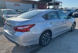 Used 2017 Nissan Altima 2.5 SL w/ 2.5 Technology Package image 4