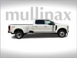 New 2025 Ford F450 Platinum w/ FX4 Off-Road Package image 2