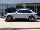 Certified 2025 Porsche Macan image 2