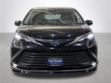 Used 2024 Toyota Sienna XLE image 4
