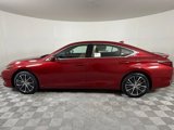 New 2025 Lexus ES 300h w/ Premium Package image 3