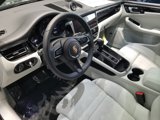 Used 2024 Porsche Macan image 4