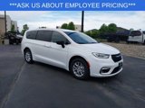 New 2025 Chrysler Pacifica Select w/ Uconnect Theater Family Group image 2