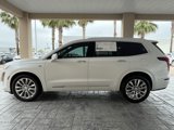 Used 2022 Cadillac XT6 Premium Luxury w/ Technology Package image 2