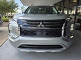 New 2025 Mitsubishi Outlander SEL image 2