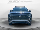 New 2025 Volkswagen Atlas Peak Edition SE image 2