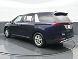 Used 2024 Kia Carnival LX image 4