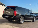 Used 2014 Cadillac Escalade ESV Luxury image 3