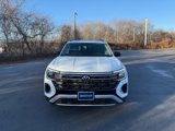 New 2025 Volkswagen Atlas Peak Edition SE image 2