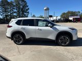 New 2025 Nissan Rogue SV image 5