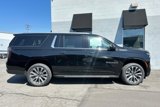 New 2025 Chevrolet Suburban High Country image 3