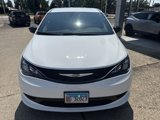 Used 2025 Chrysler Voyager LX image 2