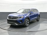 Certified 2023 Volkswagen Taos SEL image 3