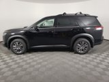 New 2025 Nissan Pathfinder SV image 3