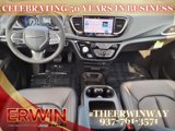 New 2026 Chrysler Pacifica Select image 4