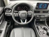 New 2025 Honda Pilot Touring image 6