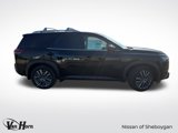 New 2025 Nissan Pathfinder SL w/ SL Premium Package image 2