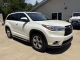 Used 2016 Toyota Highlander Limited Platinum image 2