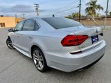 Used 2016 Volkswagen Passat 1.8T R-Line w/ R-Line Lighting Package image 5