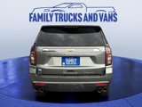 Used 2023 Chevrolet Suburban Premier image 4