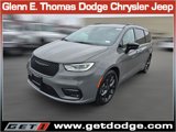 New 2025 Chrysler Pacifica Limited image 3