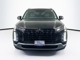 Used 2023 Hyundai Palisade SEL image 2