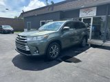 Used 2017 Toyota Highlander XLE image 3