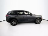Used 2024 Jeep Grand Cherokee Limited image 4