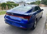 Used 2021 Hyundai Elantra SE image 4
