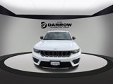 Used 2025 Jeep Grand Cherokee Laredo image 2