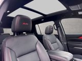 Used 2024 Chevrolet Traverse Z71 w/ Enhanced Driving Package image 5