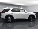 New 2025 Nissan Pathfinder Platinum image 3