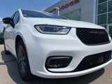 New 2026 Chrysler Pacifica Select image 4