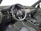 New 2026 Porsche Macan image 4