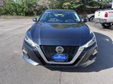 Used 2022 Nissan Altima 2.5 SV image 2