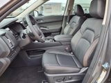 New 2025 Nissan Pathfinder SL image 4