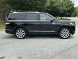 Used 2024 Lincoln Navigator Premiere image 4