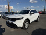 Used 2023 Kia Sorento LX image 2