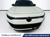 New 2025 Volkswagen Tiguan SE R-Line image 2