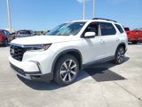 New 2025 Honda Pilot Touring image 2