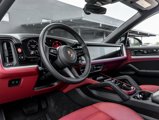 Certified 2025 Porsche Cayenne image 4