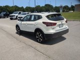 Used 2022 Nissan Rogue Sport SL image 5