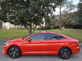 Used 2019 Volkswagen Jetta SEL Premium image 2