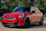 Used 2022 MINI Cooper S image 2