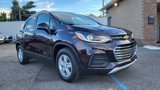 Used 2021 Chevrolet Trax LT w/ LT Convenience Package image 3