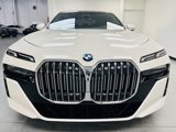 Used 2023 BMW 740i image 2