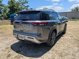 New 2025 Nissan Pathfinder SL w/ SL Premium Package image 3
