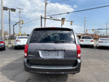Used 2018 Dodge Grand Caravan SE w/ UConnect Hands-Free Group image 4
